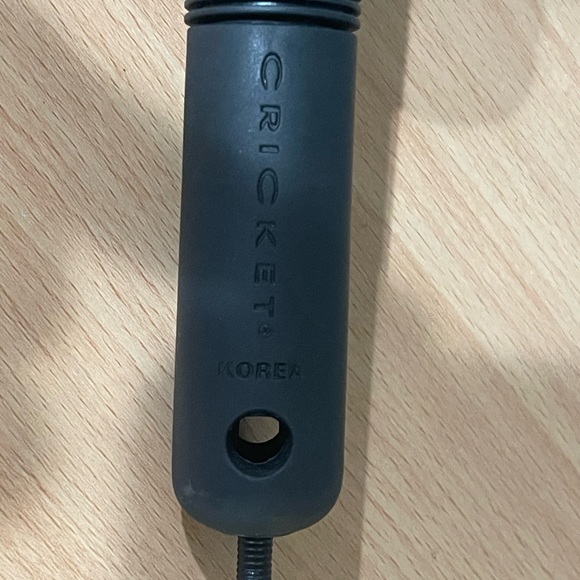 🎀Cricket Professional Large Round Black and Silver Hair Styling Brush😍 - Picture 3 of 4